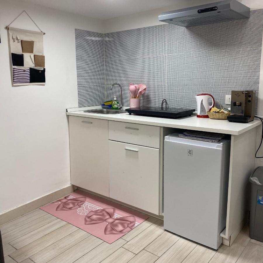 Casa Vacanza Rosa 那不勒斯 外观 照片