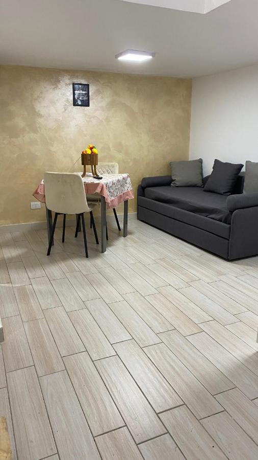 Casa Vacanza Rosa 那不勒斯 外观 照片